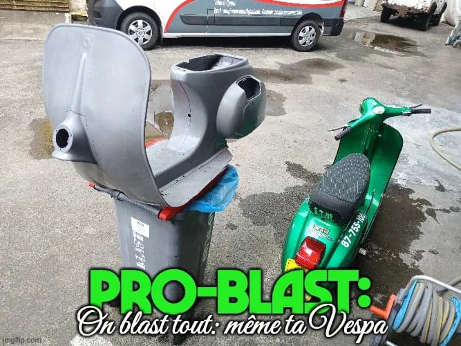 PRO-BLAST : grenaillage de châssis de Vespa